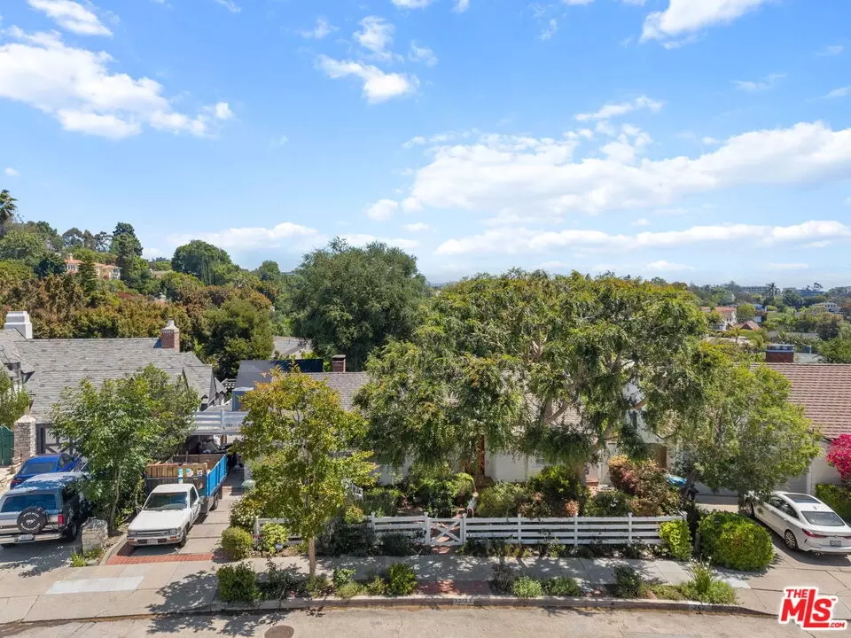  242 Bronwood Ave, Los Angeles, CA 90049 photo 66