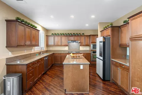 Kitchen - 12861 Mediterranean Dr, Rancho Cucamonga, CA 91739 photo 3 of 4