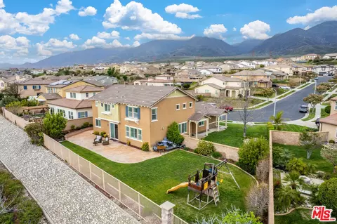 View/Area - 12861 Mediterranean Dr, Rancho Cucamonga, CA 91739 photo 3 of 6