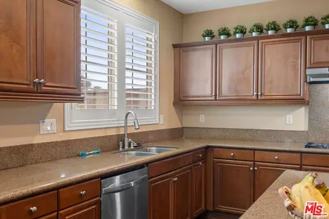 Kitchen - 12861 Mediterranean Dr, Rancho Cucamonga, CA 91739 photo 4 of 4