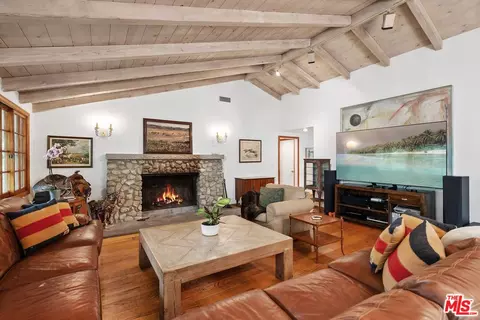 1809 Melhill Way, Los Angeles, CA 90049