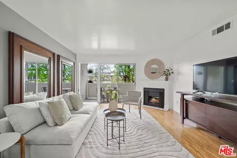 628 Daisy Ave #308, Long Beach, CA 90802