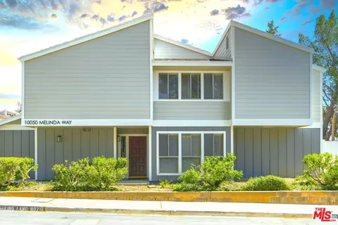 10050 Melinda Way #6, Northridge, CA 91325