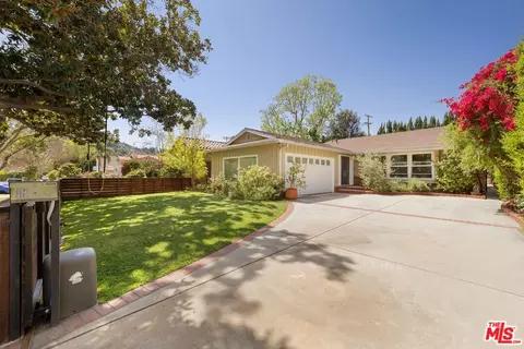 4117 Bakman Ave, Studio City, CA 91602