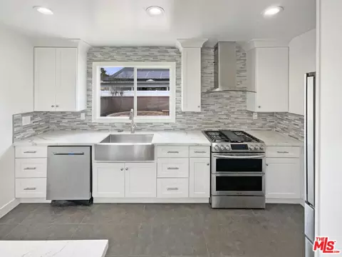 7165 E Wardlow Rd, Long Beach, CA 90808 photo 14
