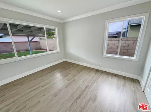 7165 E Wardlow Rd, Long Beach, CA 90808 photo 17