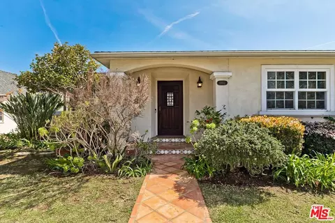 10852 Wellworth Ave, Los Angeles, CA 90024