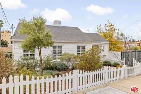 3022 La Paz Dr, Los Angeles, CA 90039