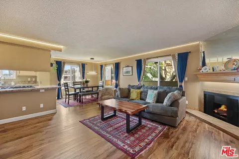 10221 Oklahoma Ave #35, Chatsworth, CA 91311