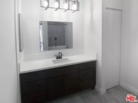 99 Streamwood, Irvine, CA 92620 photo 6