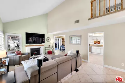 5225 Diane St #A, Simi Valley, CA 93063 photo 8