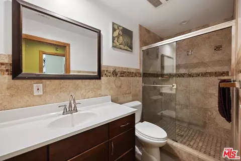 6930 Balcom Ave, Reseda, CA 91335 photo 13