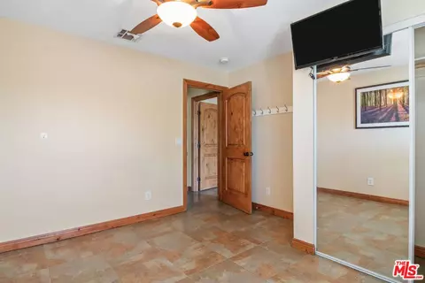6930 Balcom Ave, Reseda, CA 91335 photo 24