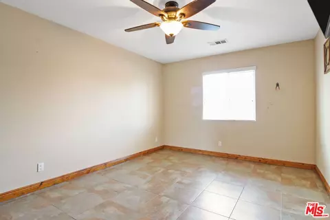 6930 Balcom Ave, Reseda, CA 91335 photo 28