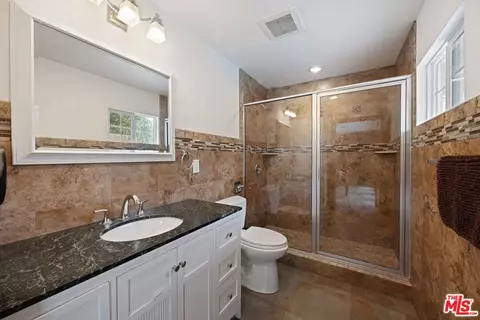 6930 Balcom Ave, Reseda, CA 91335 photo 22