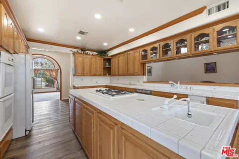 363 E Bonita Dr, Simi Valley, CA 93065 photo 13