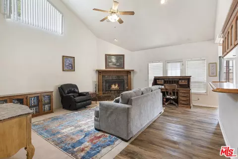 363 E Bonita Dr, Simi Valley, CA 93065 photo 19