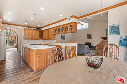 363 E Bonita Dr, Simi Valley, CA 93065 photo 16