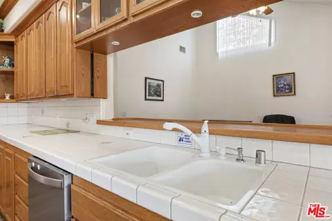 363 E Bonita Dr, Simi Valley, CA 93065 photo 15