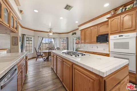 363 E Bonita Dr, Simi Valley, CA 93065 photo 12