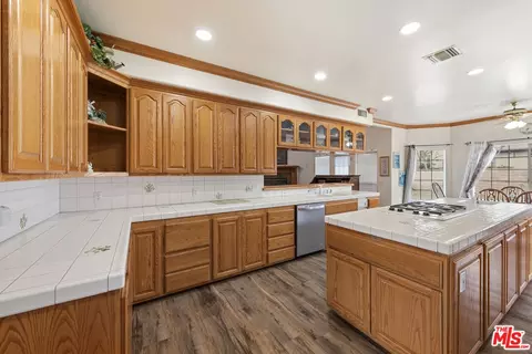 363 E Bonita Dr, Simi Valley, CA 93065 photo 11