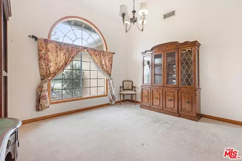 363 E Bonita Dr, Simi Valley, CA 93065 photo 7