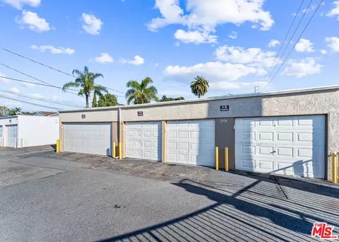 2334 E Santa Fe Ave, Fullerton, CA 92831 photo 8