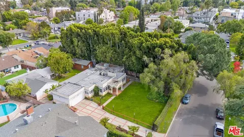 5648 Gentry Ave, Valley Village, CA 91607
