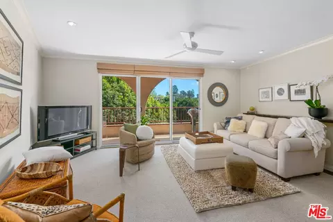 2035 4th St #305C, Santa Monica, CA 90405
