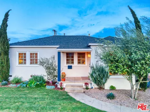 7822 Bleriot Ave, Los Angeles, CA 90045