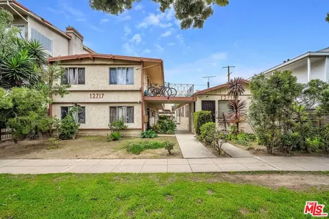 12715 Venice Blvd, Los Angeles, CA 90066