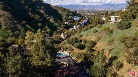 3523 Clawson Pl, Studio City, CA 91604 photo 32