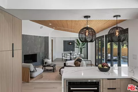 3523 Clawson Pl, Studio City, CA 91604 photo 11