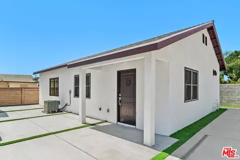 696 E 9th St, Upland, CA 91786 photo 17