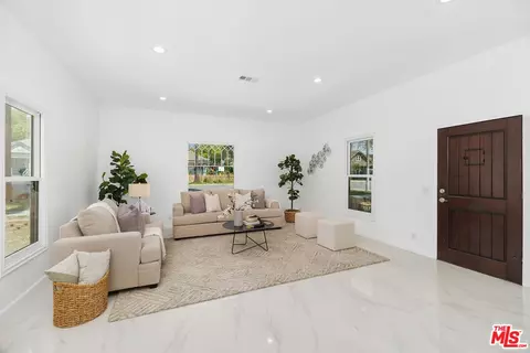 696 E 9th St, Upland, CA 91786 photo 19
