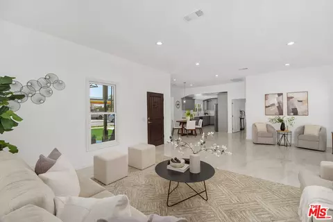 696 E 9th St, Upland, CA 91786 photo 4