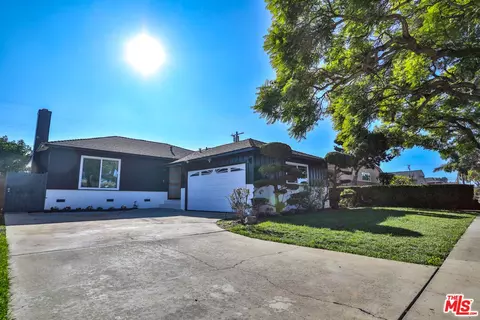 1132 W 149th St, Gardena, CA 90247