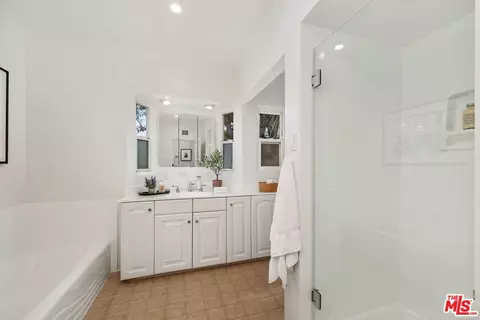 1219 Graynold Ave, Glendale, CA 91202 photo 21