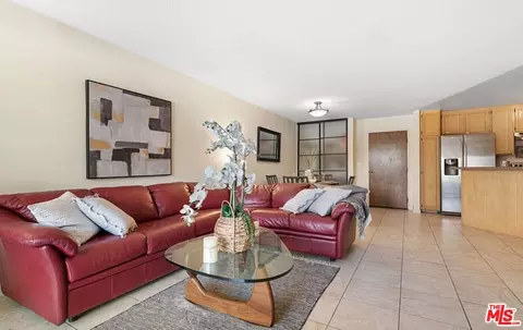 4589 Via Marisol #161, Los Angeles, CA 90042