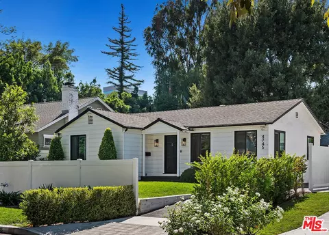 4745 Norwich Ave, Sherman Oaks, CA 91403