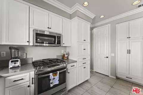 13935 Southfork Rd, Moorpark, CA 93021 photo 11