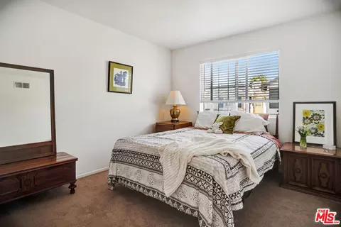17605 Holly Dr, Carson, CA 90746 photo 23