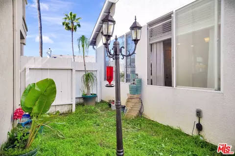 17605 Holly Dr, Carson, CA 90746 photo 33