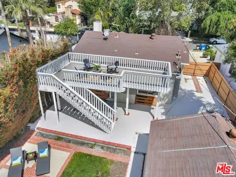 10748 Aqua Vista St, Studio City, CA 91602 photo 27