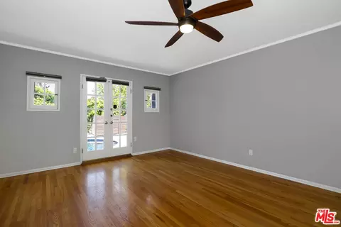 6841 Mammoth Ave, Van Nuys, CA 91405 photo 15