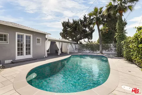 6841 Mammoth Ave, Van Nuys, CA 91405 photo 25