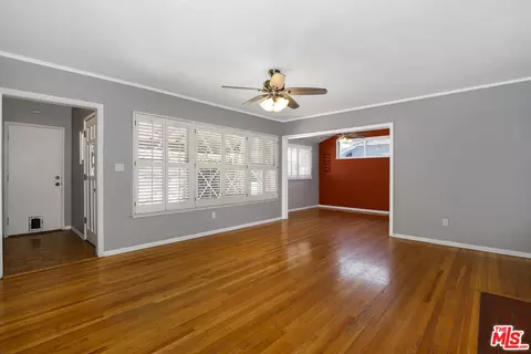 6841 Mammoth Ave, Van Nuys, CA 91405 photo 6