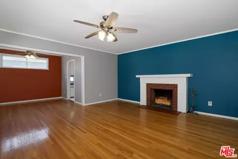 6841 Mammoth Ave, Van Nuys, CA 91405 photo 4