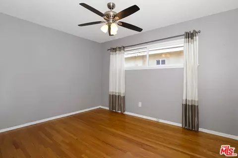 6841 Mammoth Ave, Van Nuys, CA 91405 photo 17