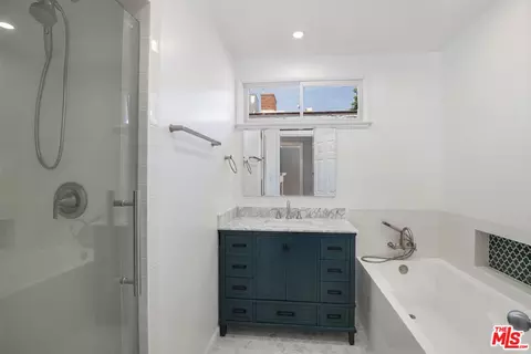 6841 Mammoth Ave, Van Nuys, CA 91405 photo 21